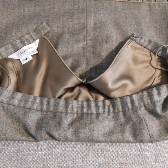 - Cida's - oscar de la renta skirts . New No Tag. - Picture 6 of 8